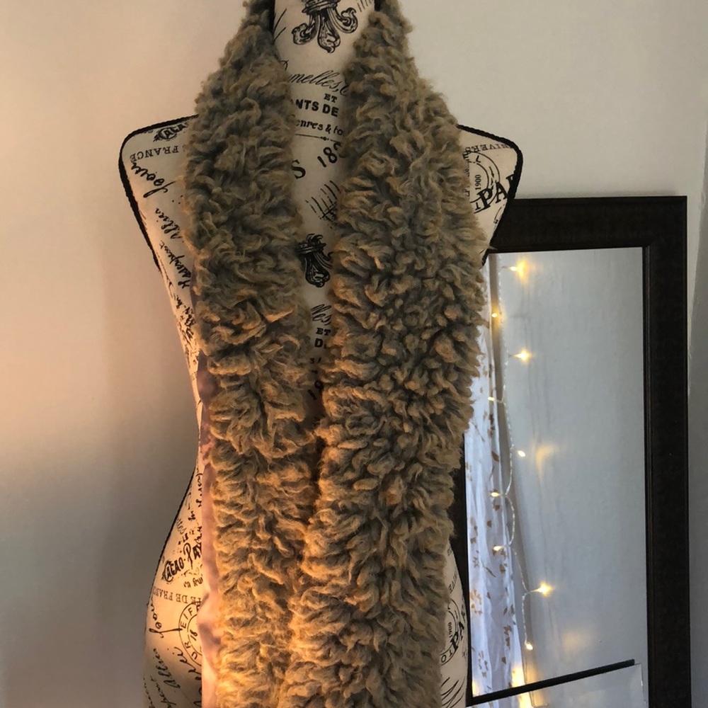 (Scarf) 🦁 NOT FOR SALE 💌